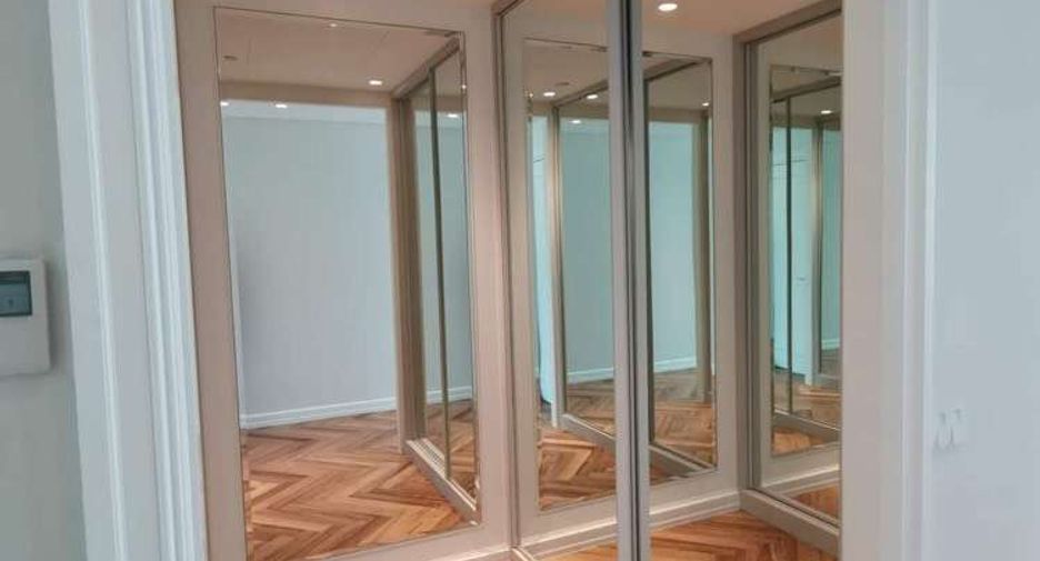 For rent 3 bedrooms condo in Pathum Wan, Bangkok