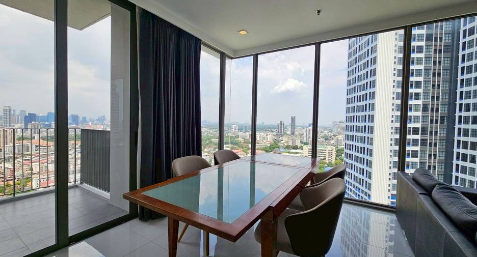 À louer 2 chambres condo à Sathon, Bangkok