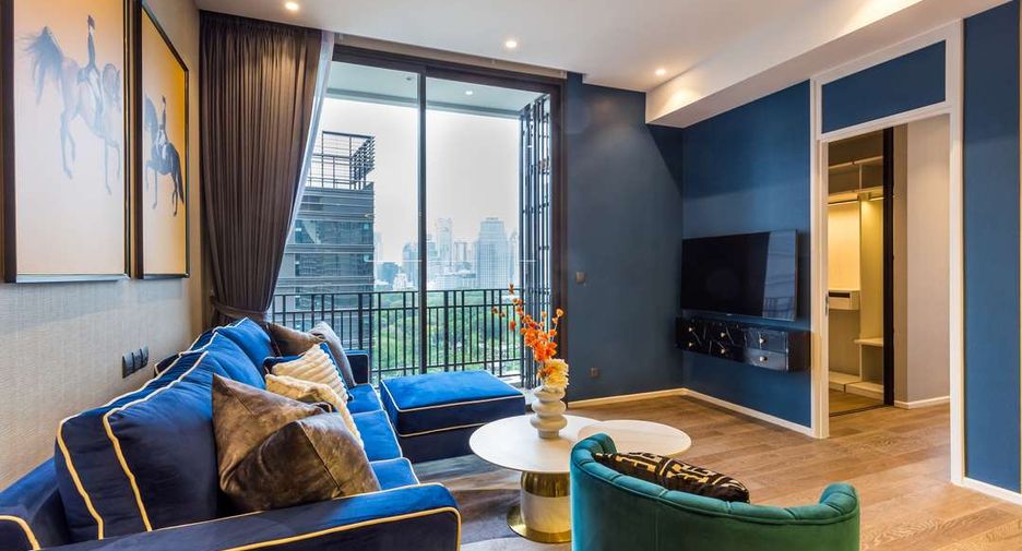À louer et à vendre 2 chambres condo à Pathum Wan, Bangkok