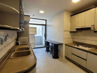 Condo en alquiler de 3 habitaciones en Watthana, Bangkok