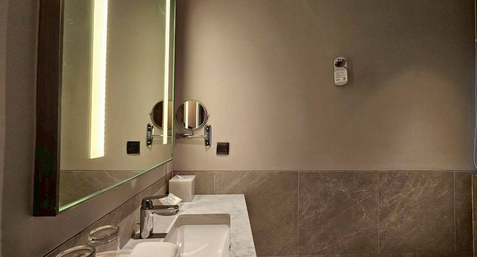 For rent 2 bedrooms condo in Phra Khanong, Bangkok