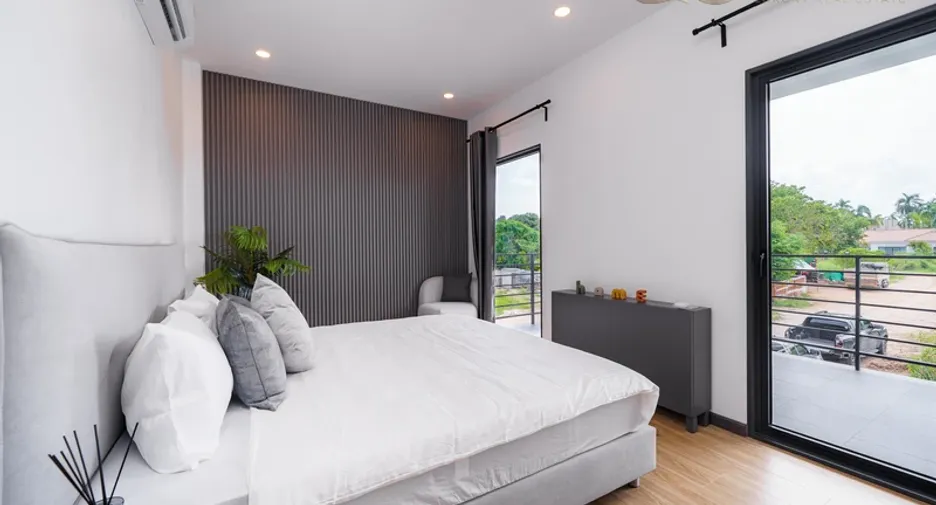 For sale 4 ベッドルーム villa in East Pattaya, Pattaya