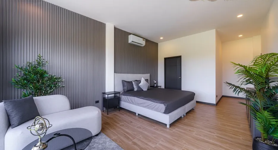 For sale 4 ベッドルーム villa in East Pattaya, Pattaya