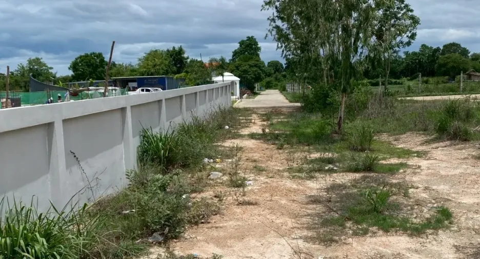 出售 土地 在 Pran Buri, 班武里府