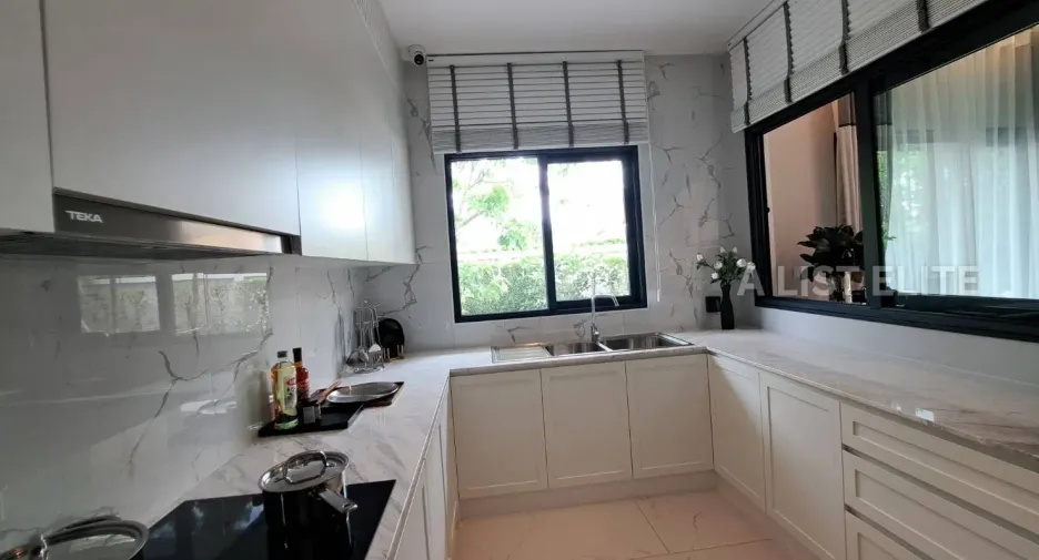 Haus zum Kauf mit 4 Zimmer in East Pattaya, Pattaya