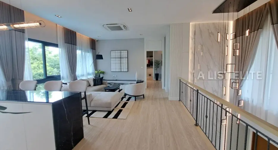 Haus zum Kauf mit 4 Zimmer in East Pattaya, Pattaya