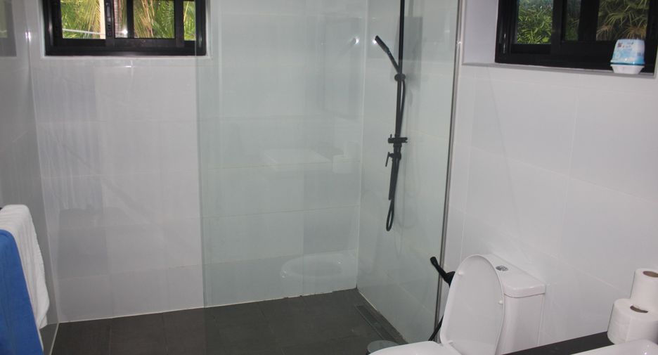 Villa zum Kauf mit 5 Zimmer in Mueang Phuket, Phuket