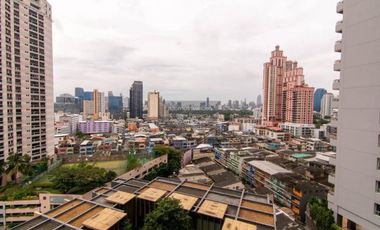 For rent 1 bed condo in Khlong Toei, Bangkok