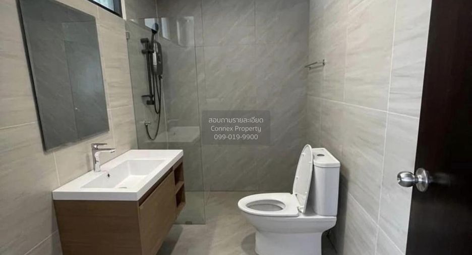For rent 3 ベッドルーム condo in Sathon, Bangkok
