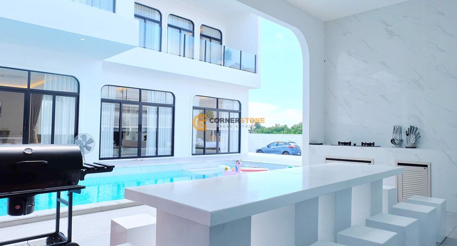 Продажа 5 спальни дом в Саттахип, Чонбури