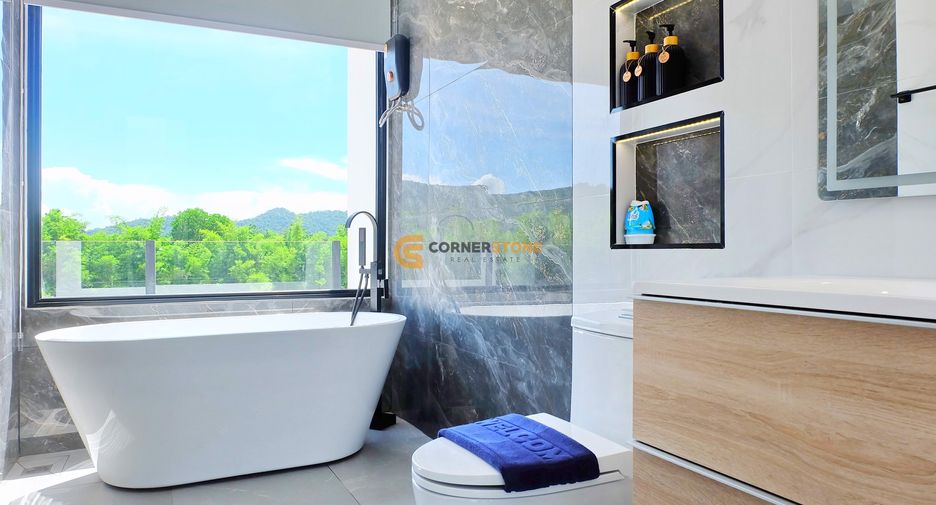 Casa en venta de 8 habitaciones en Sattahip, Chonburi