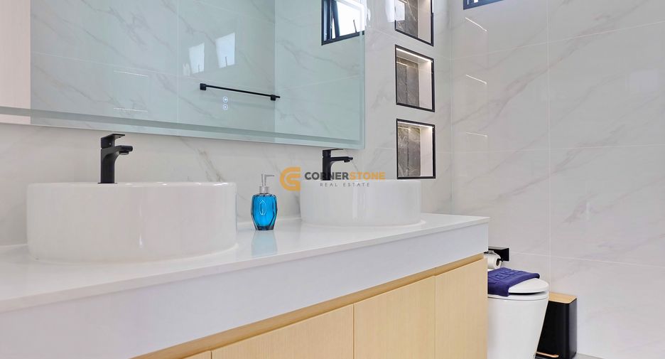 Casa en venta de 8 habitaciones en Sattahip, Chonburi