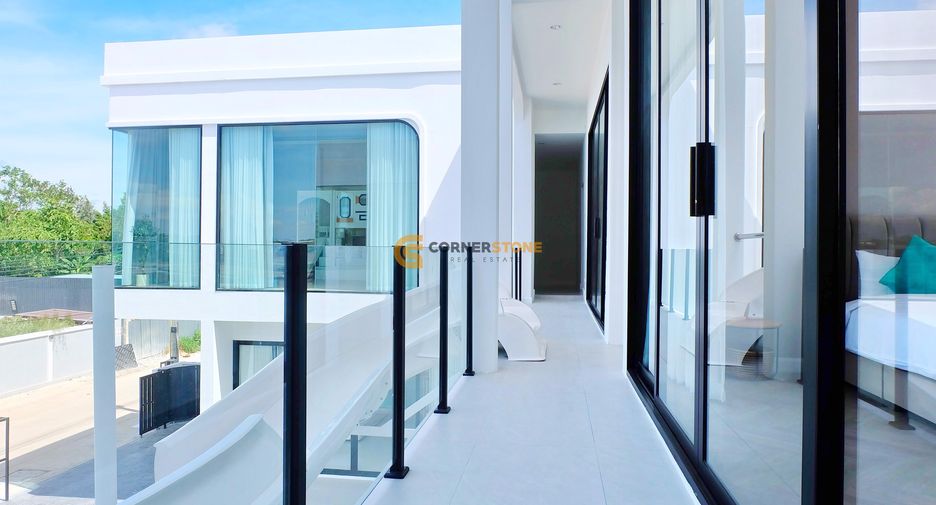 Casa en venta de 8 habitaciones en Sattahip, Chonburi