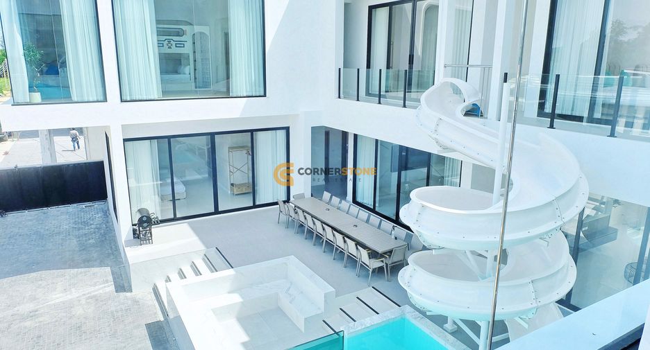 Casa en venta de 8 habitaciones en Sattahip, Chonburi