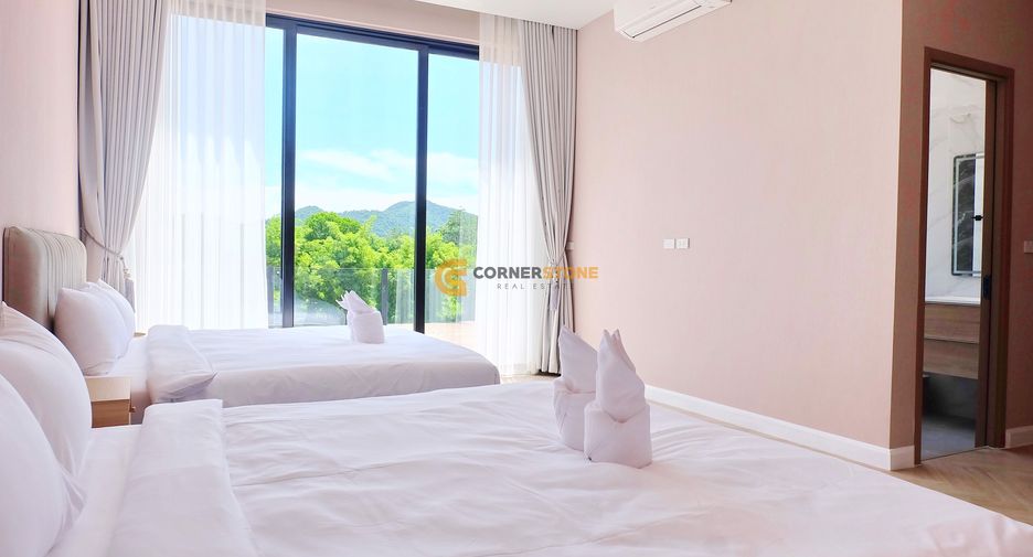 Casa en venta de 8 habitaciones en Sattahip, Chonburi