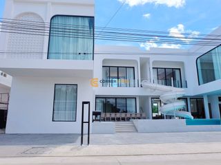 Casa en venta de 8 habitaciones en Bang Saray, Pattaya