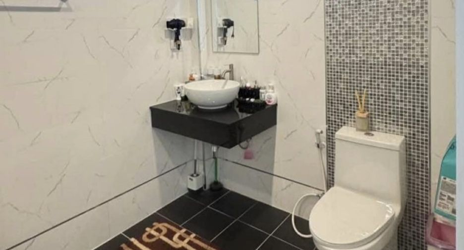 For sale 3 bedrooms house in East Pattaya, Pattaya