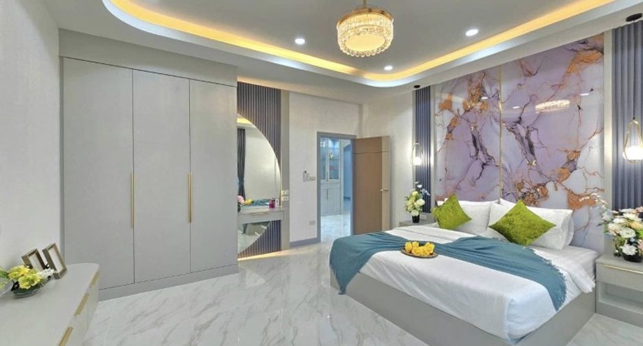 Haus zum Kauf mit 4 Zimmer in East Pattaya, Pattaya