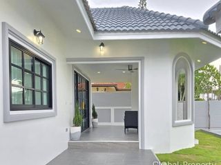 For sale 4 ベッドルーム house in Bang Lamung, Chonburi