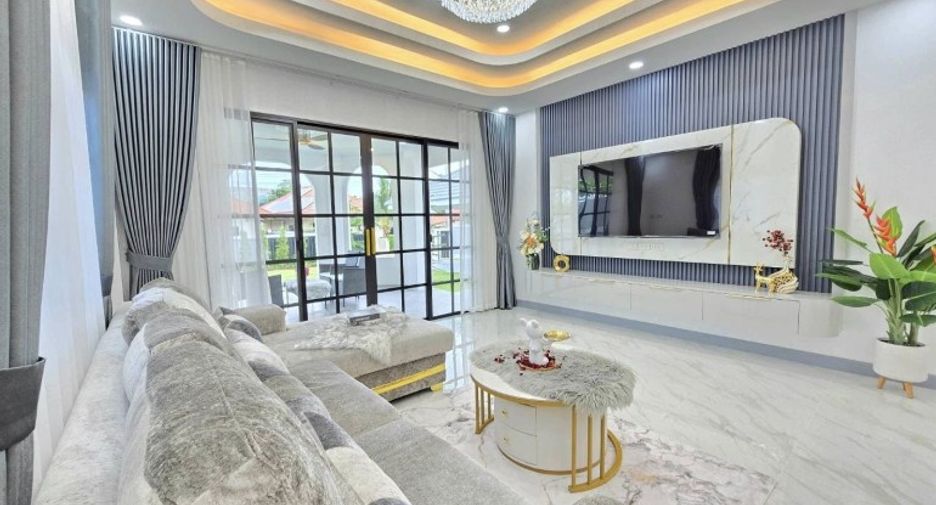 Haus zum Kauf mit 4 Zimmer in East Pattaya, Pattaya