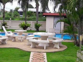 Villa en venta de 5 habitaciones en Bang Lamung, Chonburi