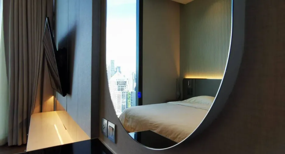 For rent 2 bedrooms condo in Pathum Wan, Bangkok