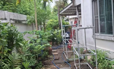 For sale 4 bedrooms townhouse in Bang Khun Thian, Bangkok