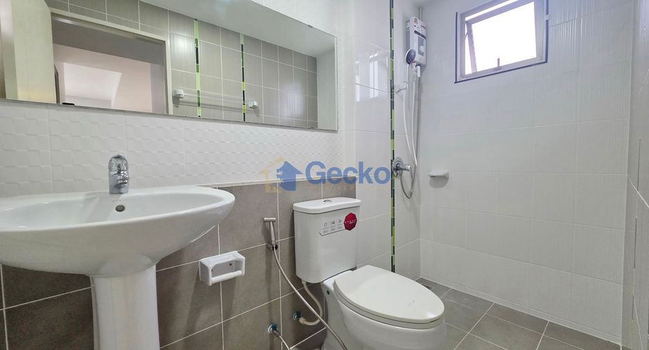 For rent 3 bedrooms house in Si Racha, Chonburi