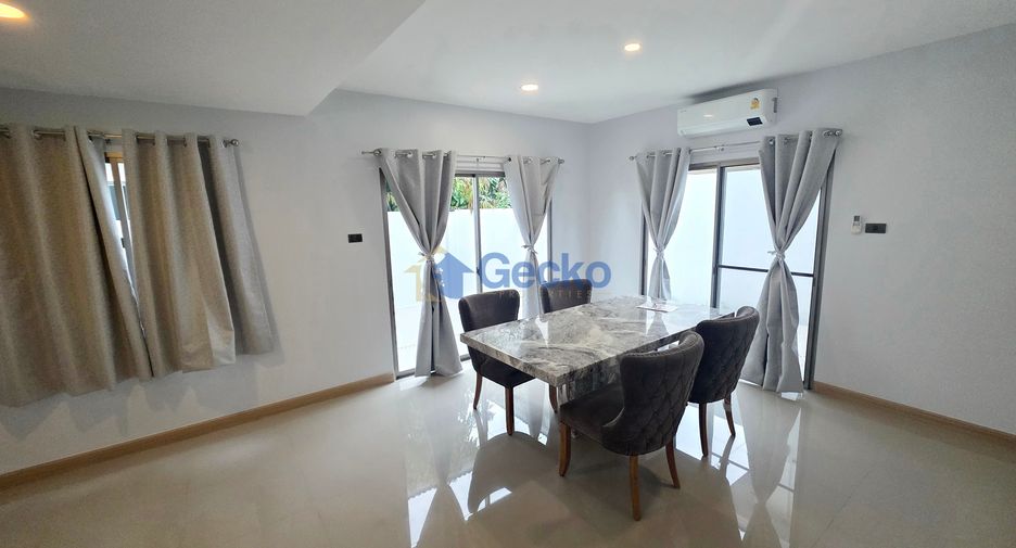 For rent 3 bedrooms house in Si Racha, Chonburi