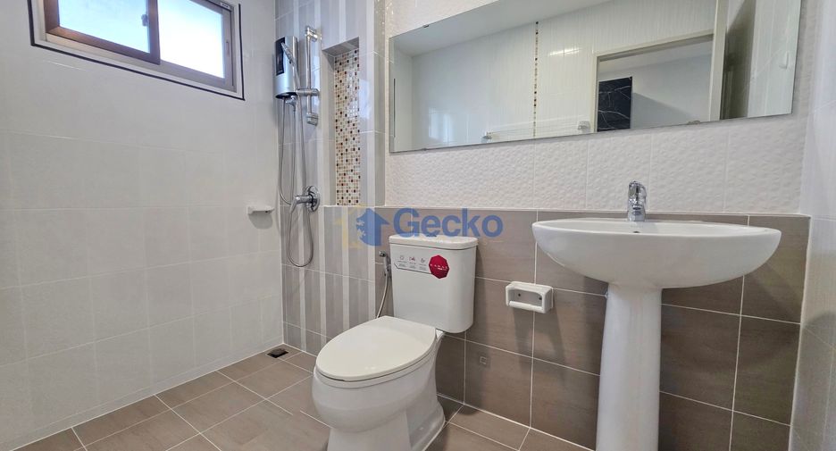 For rent 3 bedrooms house in Si Racha, Chonburi