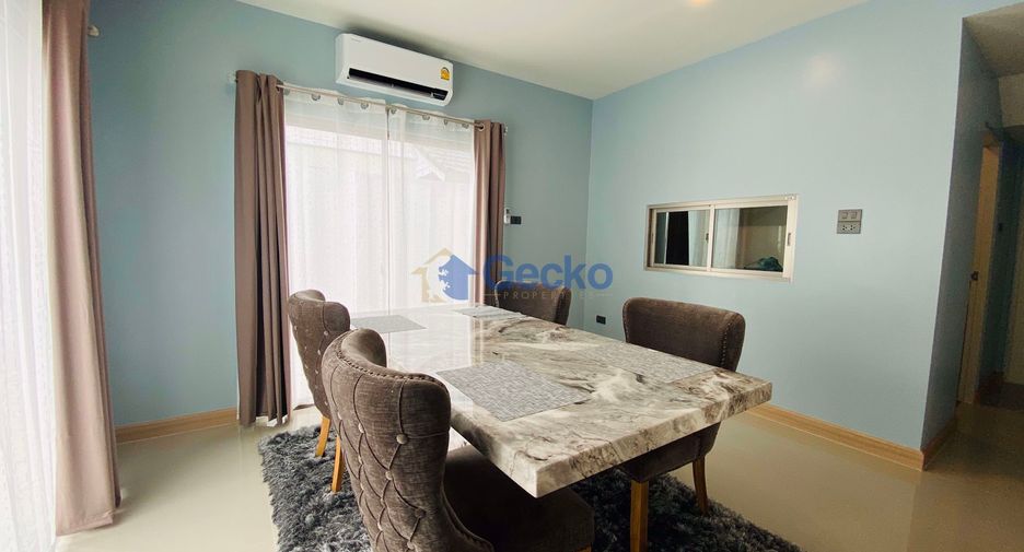 Casa en alquiler de 3 habitaciones en Si Racha, Chonburi