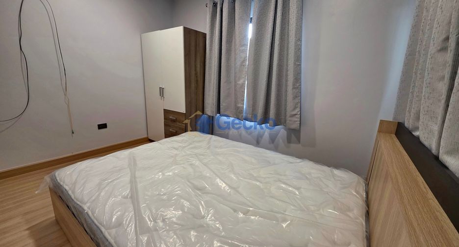 For rent 3 bedrooms house in Si Racha, Chonburi
