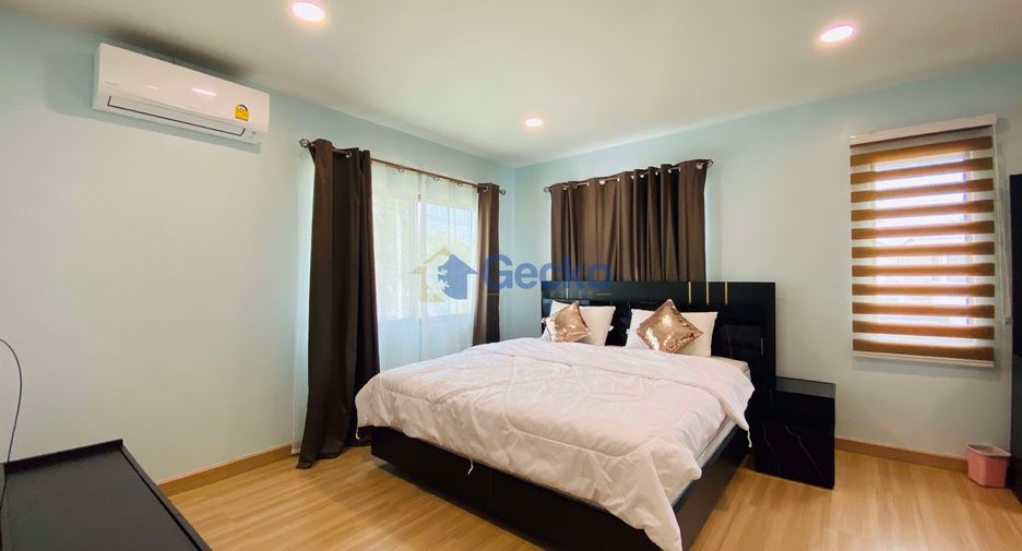 Casa en alquiler de 3 habitaciones en Si Racha, Chonburi