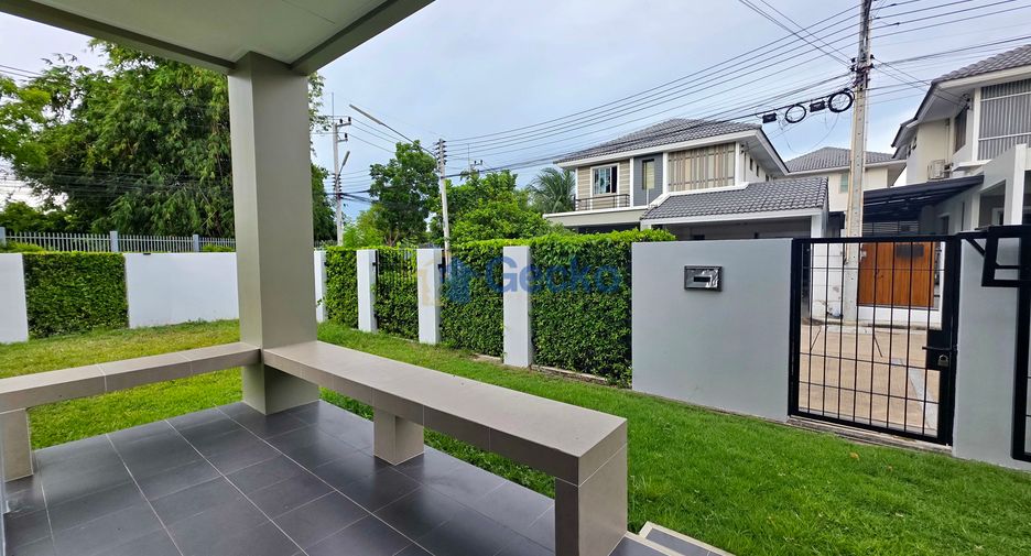 For rent 3 bedrooms house in Si Racha, Chonburi