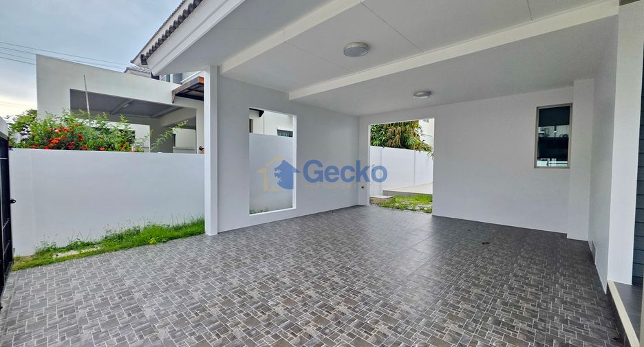 For rent 3 bedrooms house in Si Racha, Chonburi