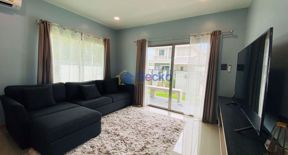 Casa en alquiler de 3 habitaciones en Si Racha, Chonburi