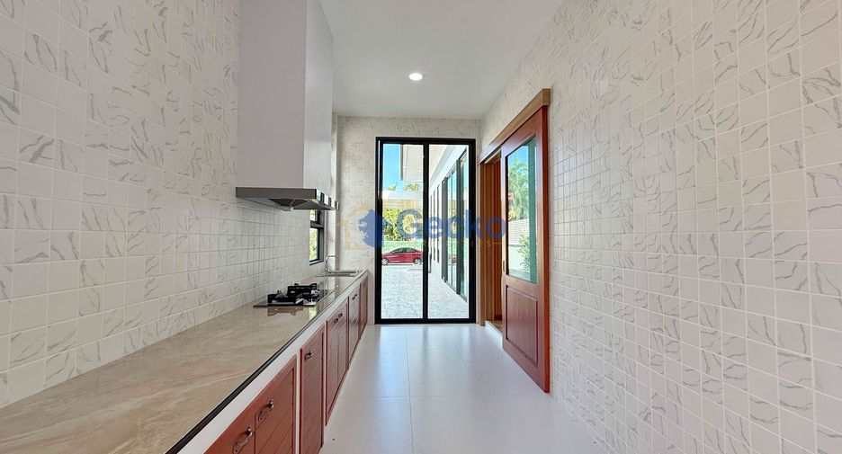 Haus zur Miete mit 4 Zimmer in East Pattaya, Pattaya