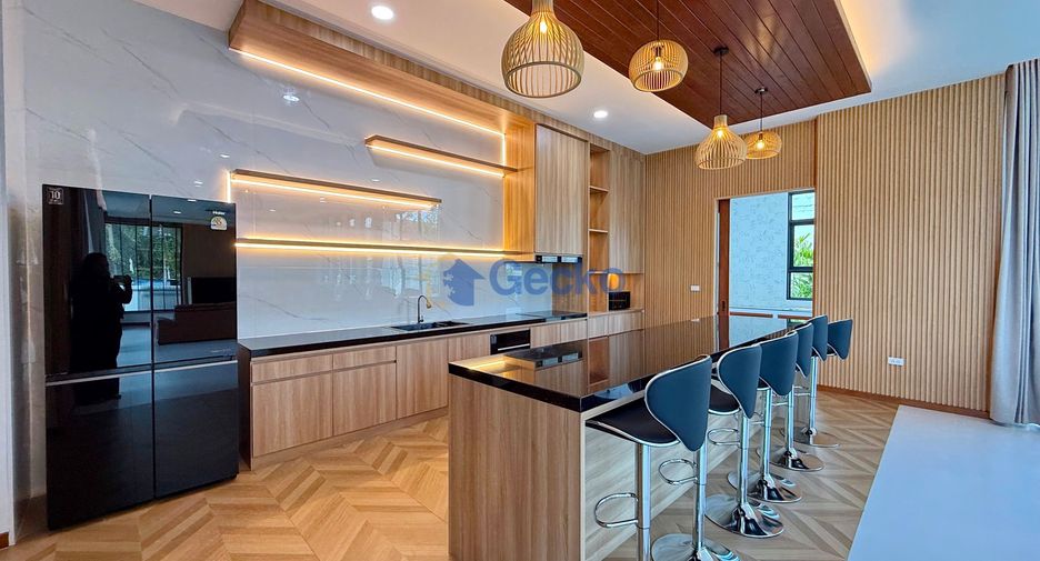 Haus zur Miete mit 4 Zimmer in East Pattaya, Pattaya