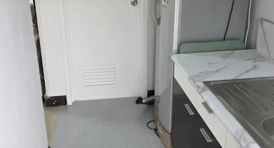 出售 和 出租 1 卧室 公寓 在 Lam Luk Ka, Pathum Thani