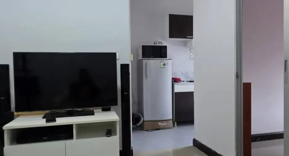 出售 和 出租 1 卧室 公寓 在 Lam Luk Ka, Pathum Thani
