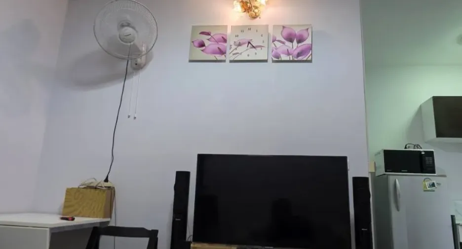 出售 和 出租 1 卧室 公寓 在 Lam Luk Ka, Pathum Thani