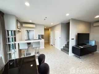 À louer 2 chambres condo à Khlong Toei, Bangkok