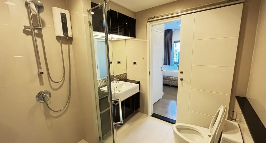 Wohnung zur Miete mit 2 Zimmer in Khlong Toei, Bangkok
