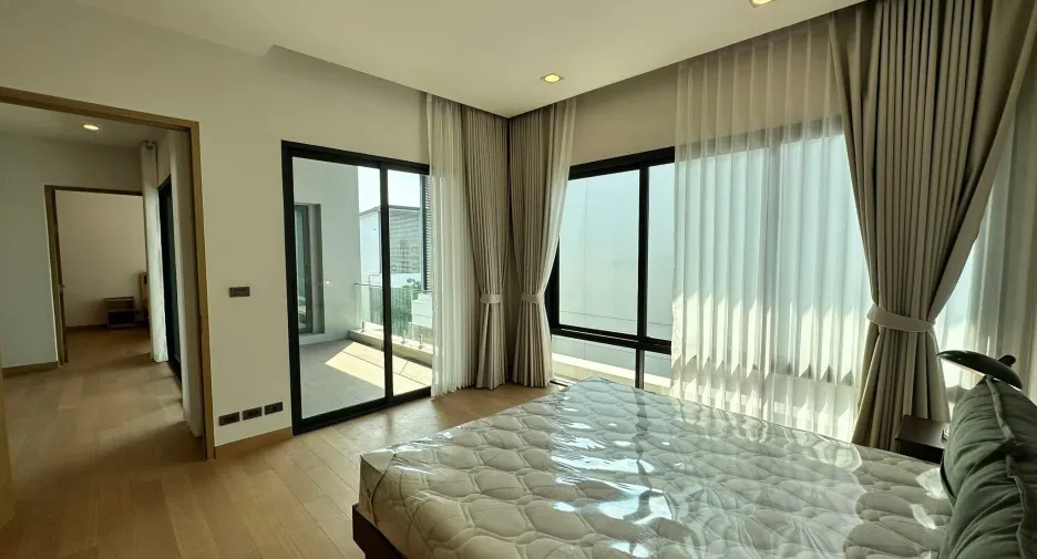 Casa en venta de 3 habitaciones en Wang Thonglang, Bangkok
