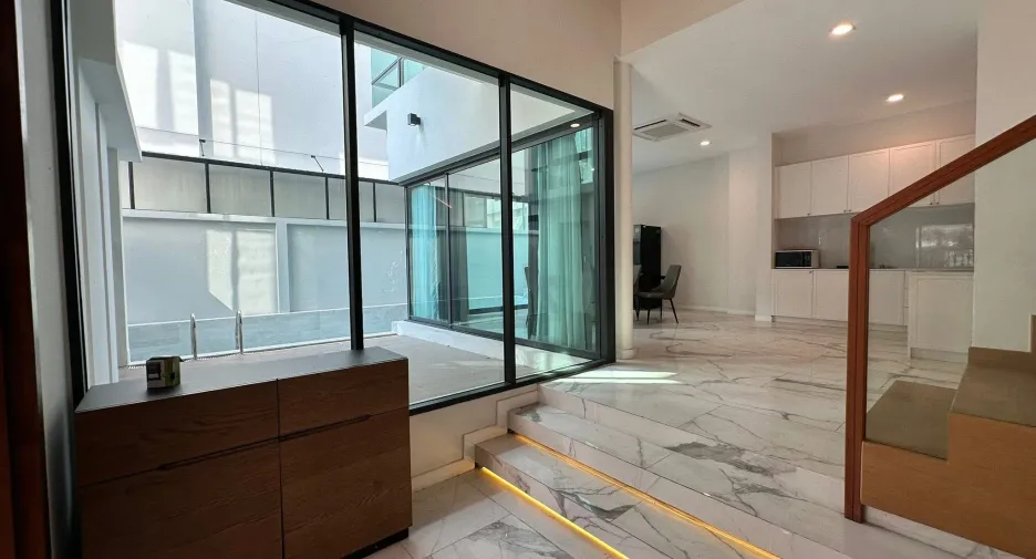 Casa en venta de 3 habitaciones en Wang Thonglang, Bangkok