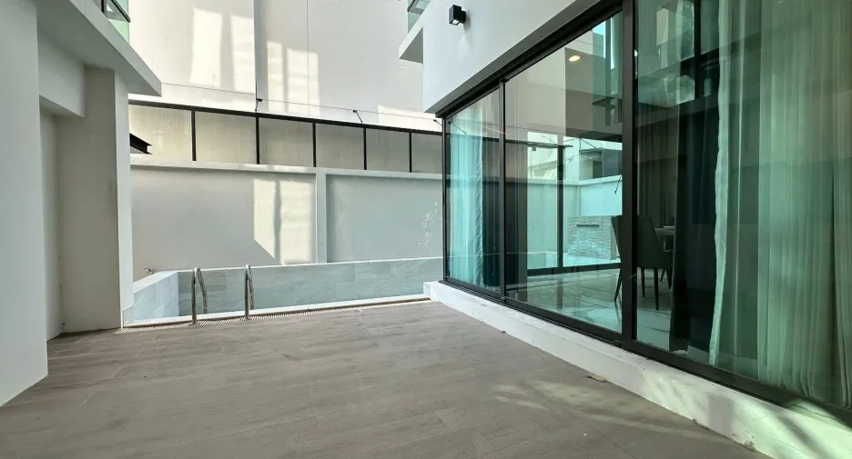Casa en venta de 3 habitaciones en Wang Thonglang, Bangkok