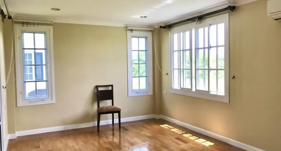 For rent 4 bedrooms house in Mueang Samut Prakan, Samut Prakan