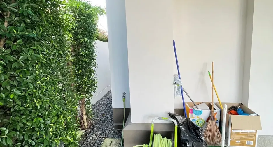 Casa en alquiler y en venta de 4 habitaciones en Bang Khen, Bangkok