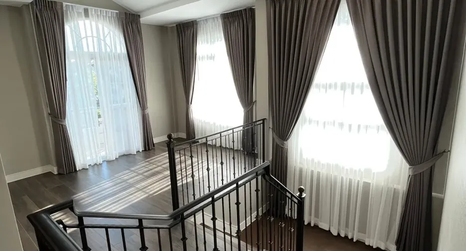 Casa en alquiler y en venta de 4 habitaciones en Bang Khen, Bangkok