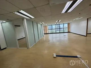 Аренда офис в Щаттхана, Бангкок